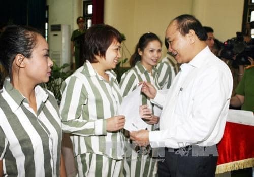 Trại giam Thanh Xuân công bố quyết định đặc xá 299 phạm nhân