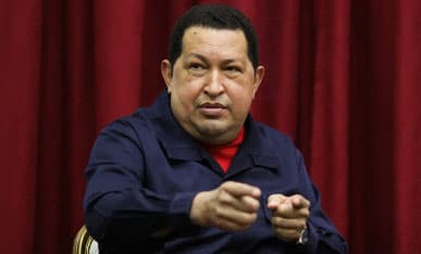Tổng thống Chavez về nước sau đợt xạ trị mới
