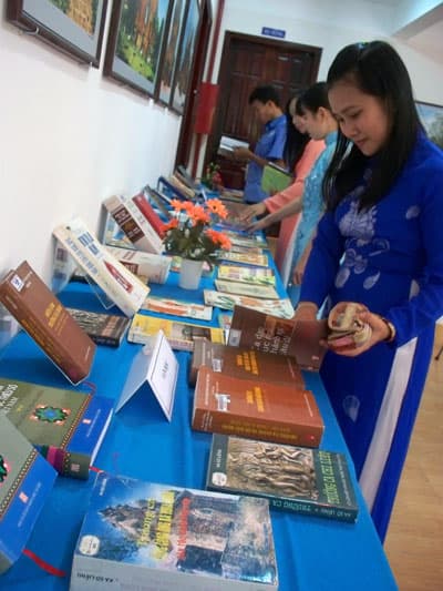 Khởi động Ngày hội văn hóa, thể thao và du lịch vùng đồng bào dân tộc Chăm – Ninh Thuận 2012