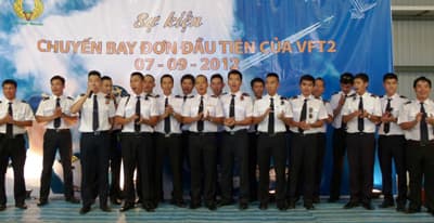 Cấp giấy phép bay cho 20 phi công thực hành trong nước