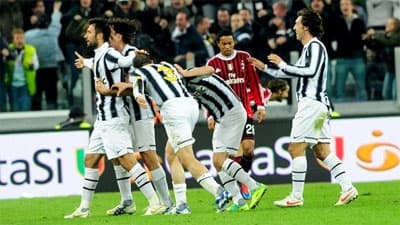 Juventus phục thù AC Milan trên sân nhà