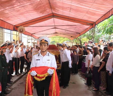 Mãi là tấm gương sáng bảo vệ chủ quyền biển đảo