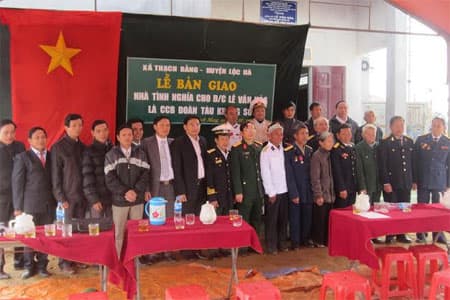Trao nhà tình nghĩa cho CCB bị nhiễm chất độc da cam