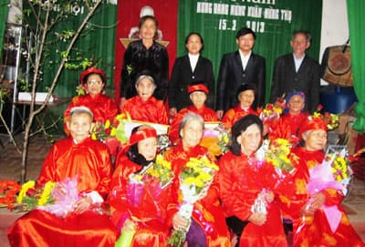 Mừng thọ không phong bì, nét đẹp văn hoá cần nhân rộng