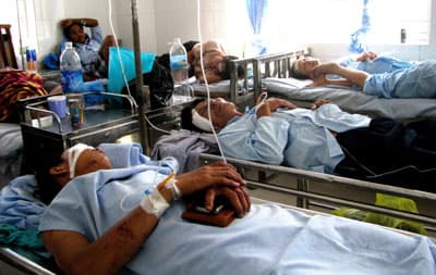 Khen thưởng 83 y, bác sĩ tham gia cấp cứu vụ tai nạn thảm khốc