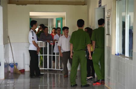 Hướng Hóa (Quảng Trị): Tiêm vắc xin, tr ẻ sơ sinh tử vong