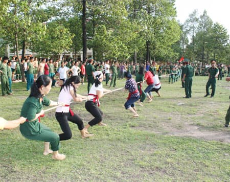 Sôi động giờ thứ tám