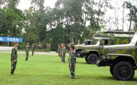 Rèn luyện sức bền, nâng cao thể lực để phục vụ chuyên môn nghiệp vụ