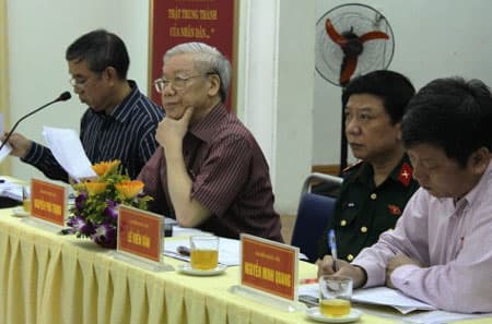 Tổng Bí thư Nguyễn Phú Trọng tiếp xúc cử tri