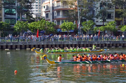TP Hồ Chí Minh: Hơn 400 VĐV tham dự đua thuyền truyền thống