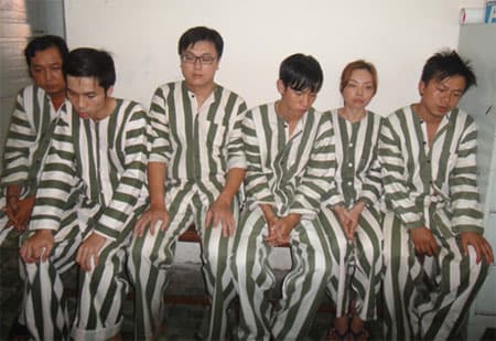 Bắt thêm 7 nghi phạm trong đường dây lừa đảo qua điện thoại