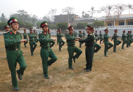 Sĩ quan trẻ tám lần hiến máu tình nguyện