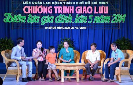 TP Hồ Chí Minh: Giao lưu “Điểm tựa gia đình” năm 2014