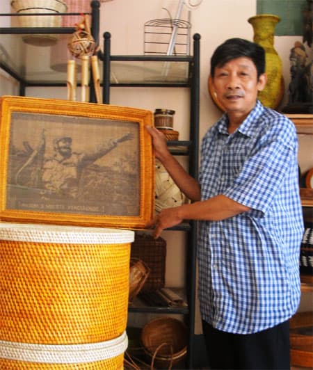 Nguyễn Văn Trung - nghệ nhân tâm huyết "giữ lửa" truyền nghề