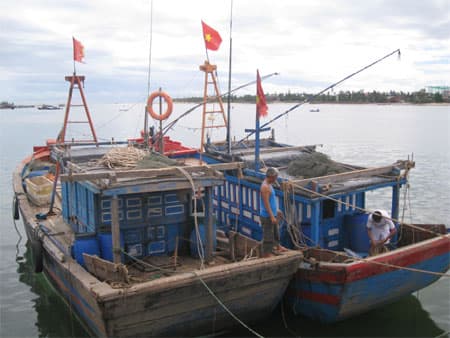“Bà đỡ” của ngư dân