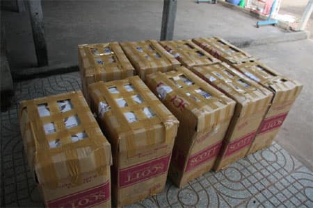 Phá đường dây vận chuyển hơn 60.000 gói thuốc lá lậu