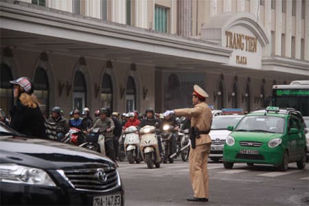 “Tháng củ mật”, xin chớ lơ là