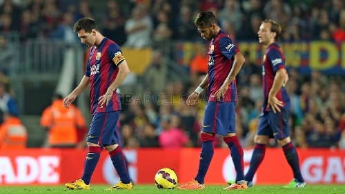 Barcelona thua trận đầu trên sân nhà, Real thắng "4 sao"