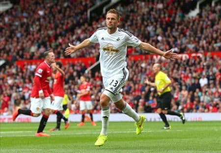 MU "bẽ mặt" ngay trận mở màn Premier League 2014/2015