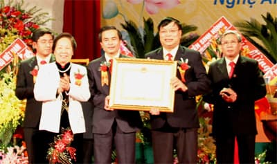 Cienco 4 đón nhận Huân chương Lao động hạng Nhất