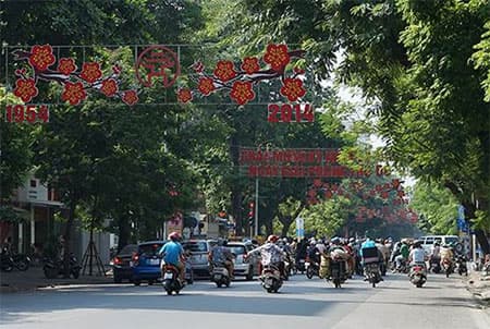Hà Nội nắng đẹp, TP Hồ Chí Minh đề phòng triều cường đạt đỉnh