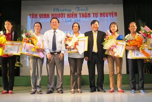 Bệnh viện Trung ương Huế: Tôn vinh 200 người hiến thận tự nguyện