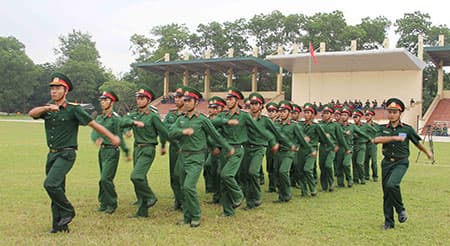Quân khu 2: Khai mạc Hội thi cán bộ huấn luyện điều lệnh giỏi năm 2014