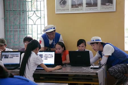 Tình nguyện viên Hàn Quốc chắp cánh ước mơ trẻ em Việt Nam