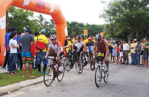Khởi tranh giải đấu 3 môn phối hợp - VNG IRONMAN 70.3
