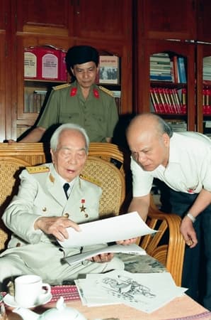 Chuyện kể của một trong những người giúp việc Đại tướng