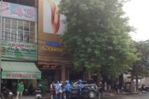 Khởi tố Giám đốc Thẩm mỹ viện Cát Tường hai tội danh
