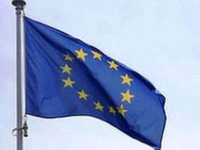 Eurozone đối mặt với nguy cơ suy thoái suốt 2013