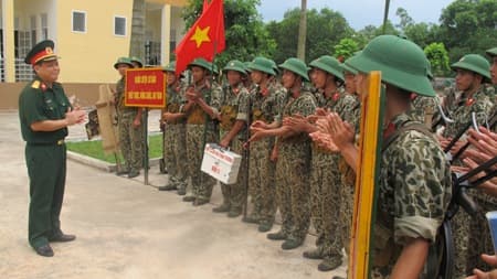 Chỉ huy chủ động gợi mở trong đối thoại với cán bộ, chiến sĩ