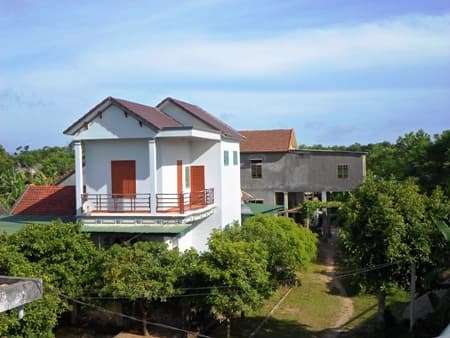 Hỗ trợ người nghèo làm nhà tránh lũ