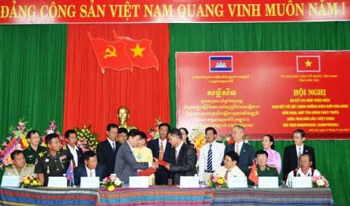 Tiếp tục xây dựng đường biên giới hòa bình, hữu nghị và hợp tác cùng phát triển