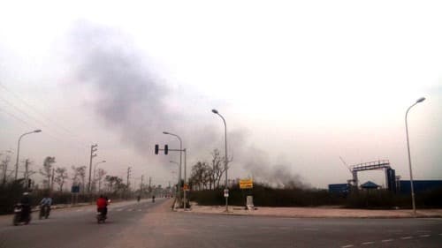 Cháy lớn tại Khu công nghiệp An Ninh - Hà Nội