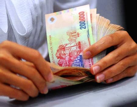 Điều chỉnh lương và trợ cấp từ 1-1-2015: Đối tượng nào được hưởng?