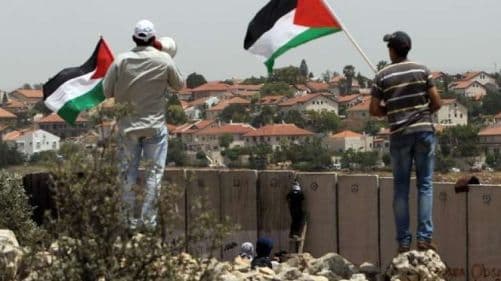 Dư luận phản ứng về việc Israel hạn chế tiếp xúc với Palestine