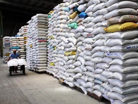 Việt Nam nhận hợp đồng bán 800.000 tấn gạo cho Philippines