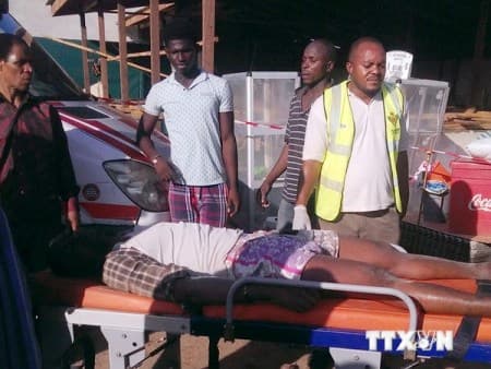 Vụ sập nhà ở Nigeria: Tìm thấy 44 thi thể, 130 người được cứu