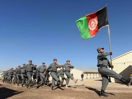 Afghanistan chính thức tiếp quản hoàn toàn trách nhiệm bảo đảm an ninh từ NATO