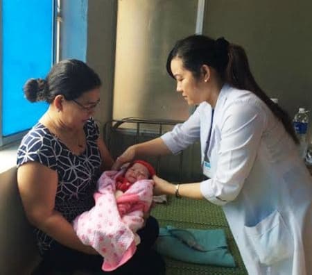 Đắc Lắc: Lần đầu cứu sống một sản phụ bị sa dây rốn