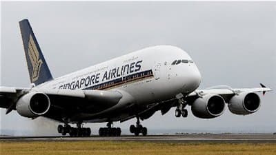 Máy bay của Hàng không Singapore bị dọa đánh bom
