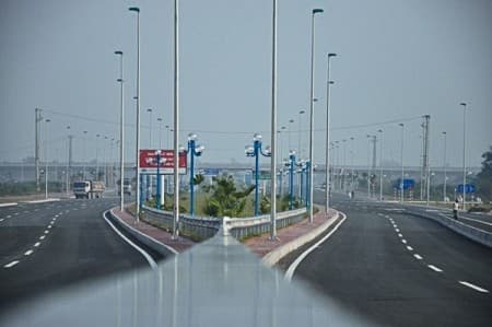 Một số cơ chế, chính sách đặc thù đầu tư phát triển đô thị hai bên tuyến đường Võ Nguyên Giáp