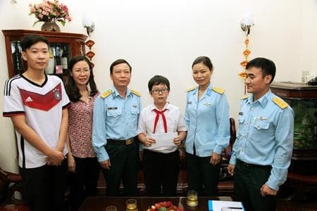 Bạn của bố, bạn của con