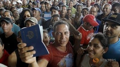 Costa Rica ngừng cấp visa cho người di cư Cuba