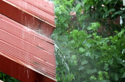Đêm 16-5, hầu hết các khu vực trên cả nước có mưa rải rác và dông