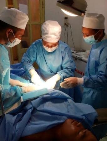 Quân y đảo Phan Vinh thực hiện thành công ca mổ ruột thừa cấp
