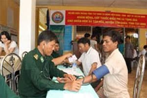 Giúp dân cũng là bảo vệ biên giới
