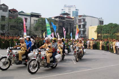 Ngày hội “Thanh niên Công an với văn hóa giao thông”